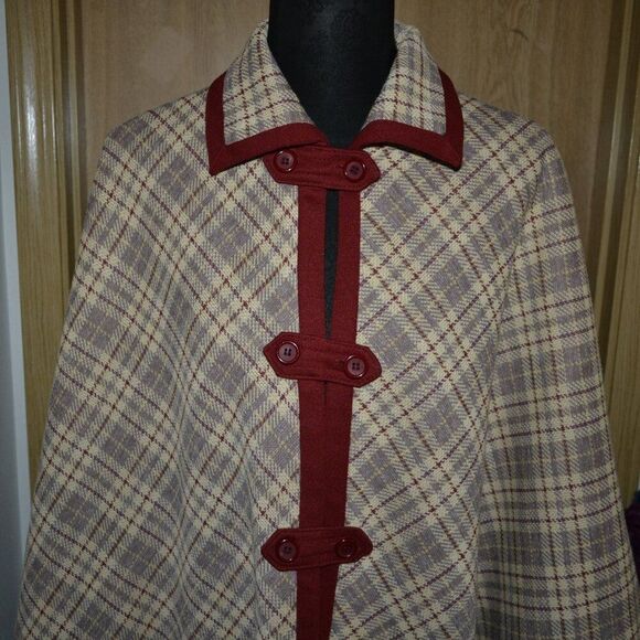 Butte Knit Red Beige Tan Plaid Casual Cozy Cottage Core Prairie Winter Poncho - Picture 7 of 12